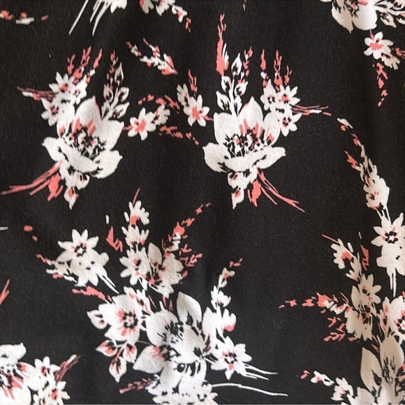 Xhileration Flower Dress - Picture 4 of 6